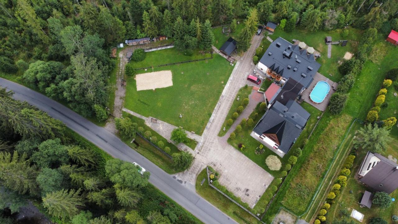Hotel Gosciniec Ozna à Kiczora Extérieur photo