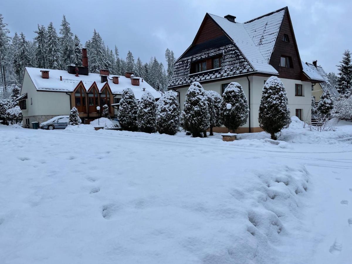 Hotel Gosciniec Ozna à Kiczora Extérieur photo